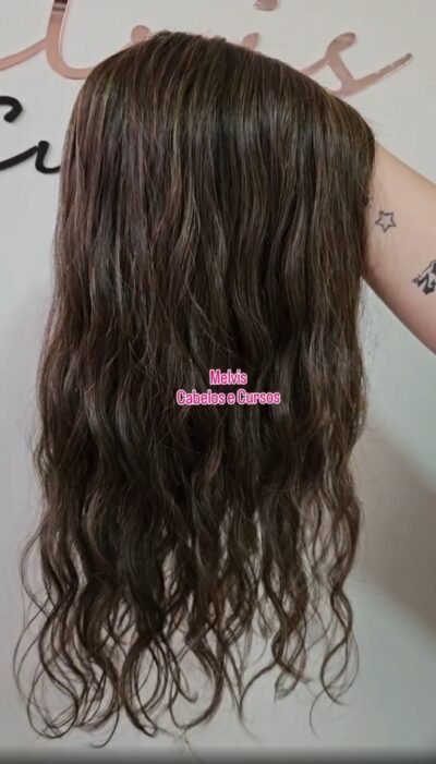 Topo 10cm x 16cm - Cabelo Humano Castanho com luzes mel Ondulado 45cm -  Divisão Livre
